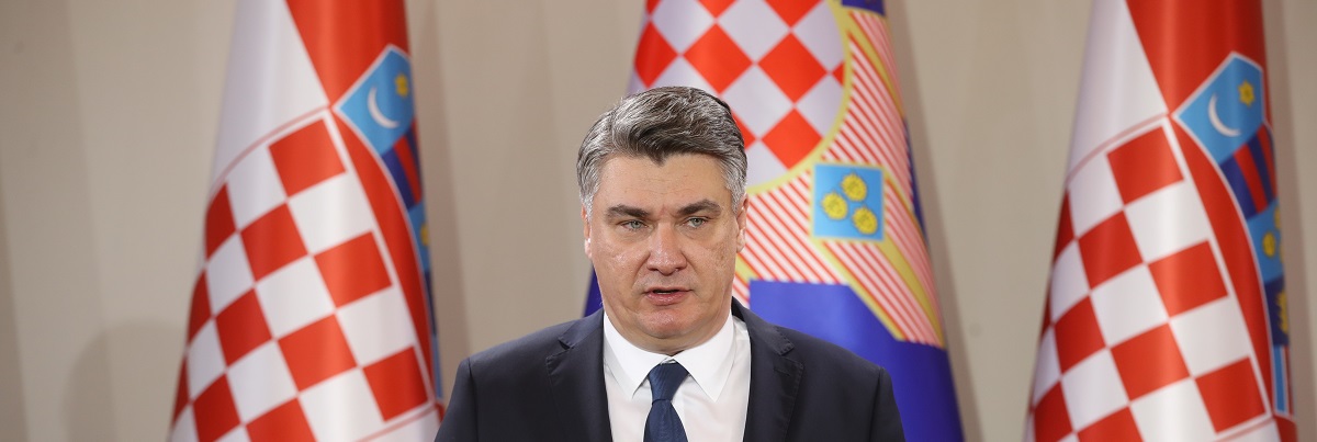 Президент Хорватии Зоран Миланович выступает с речью